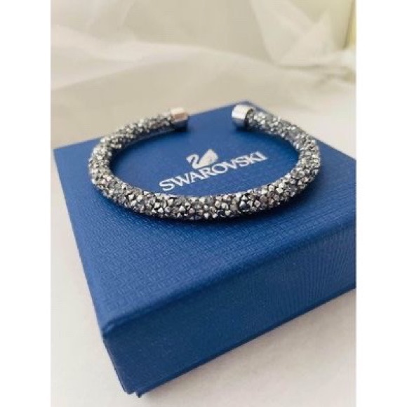 Swarovski Crystal Bracelet - Picture 1 of 4